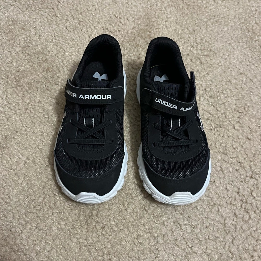 Under Armour Toddler Shoes - Size 9